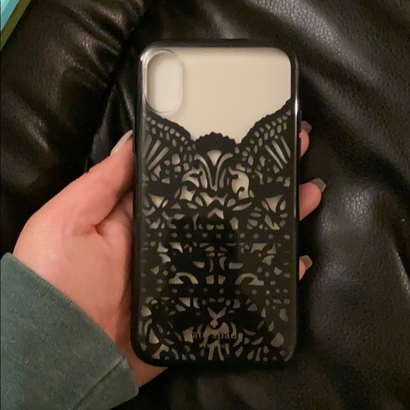 Kate Spade iPhone X black lace case - Picture 3 of 4